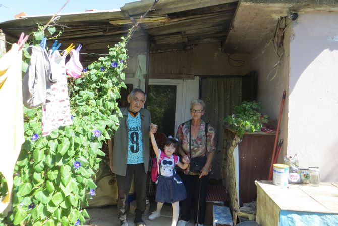 Niš, devojčica, Nađa Mladenović Bilbija Niš, devojčica, Nađa Mladenović Bilbija