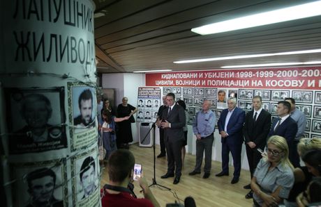 KIM PORODICE VUCIC KIM PORODICE VUCIC