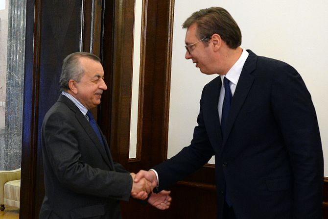 VUCIC TANIN SASTANAK VUCIC TANIN SASTANAK