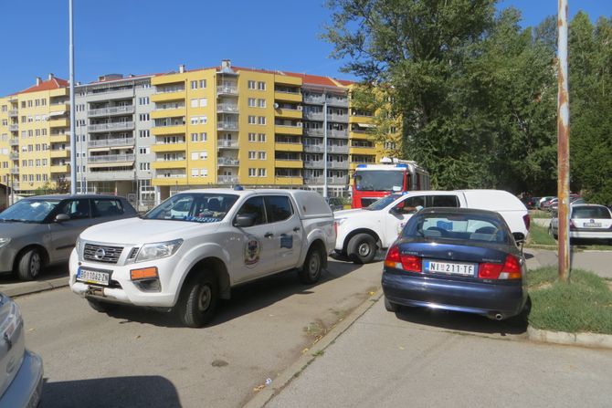 Niš, policija, uklanjanje rakete iz podruma zgrade