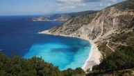 3 najlepše plaže u Grčkoj kriju veliku opasnost: Turisti ih obožavaju, ali je potreban poseban oprez