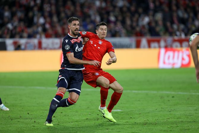 Miloš Degenek, Robert Lewandowski, Levandovski