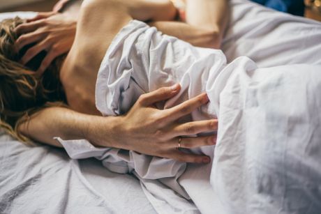 Par u krevetu, sex, seks, romantika
