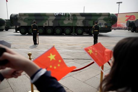 Kina oružje Dongfeng-41  DF-41 ballistic missiles