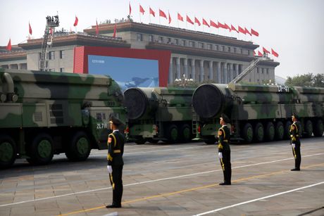 Kina oružje Dongfeng-41  DF-41 ballistic missiles