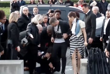 Džastin Timberlejk, napad fana u Parizu