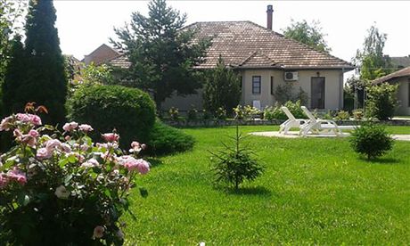 kuća u blizini beograda od 100.000 evra