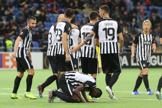 FK Partizan, Umar Sadik