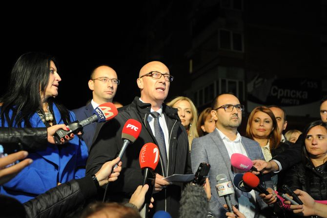 Kosovska MITROVICA SRPSKA LISTA PROSLAVA Kosovo izbori glasanje Kosovska MITROVICA SRPSKA LISTA PROSLAVA Kosovo izbori glasanje