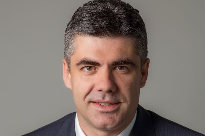 Dragan Radulović, CBS Dragan Radulović, CBS