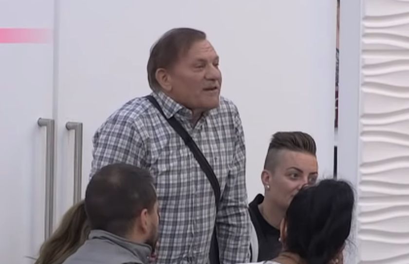 "Priznaću vanbračnog sina ako se uradi DNK" Naš pevač prizno da je varao suprugu, pa šokirao novim saznanjem
