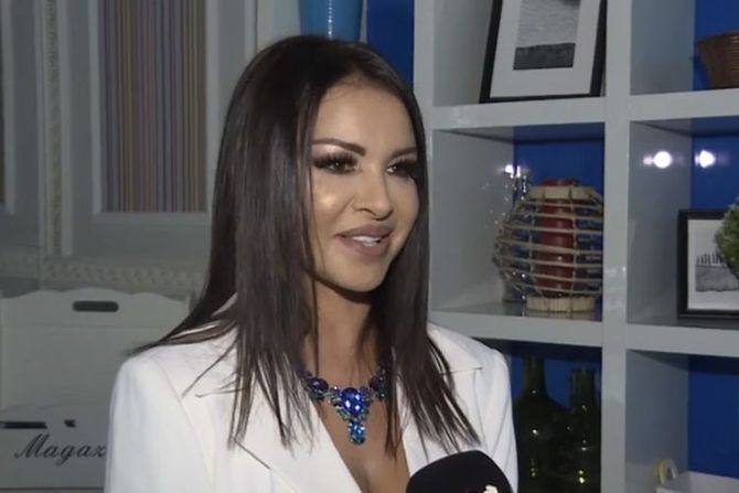 Tina Ivanović skinula silikone, sada je sve na njoj prirodno: &ldquo;Estetske