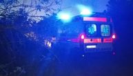 Sudarili se autobus i automobil, povređeni žena i dete: Nesreća na Ibarskoj magistrali