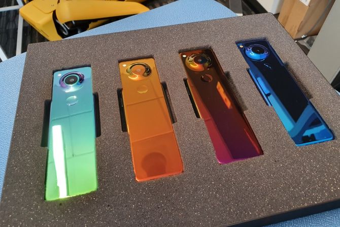 Essential Phone Essential Phone