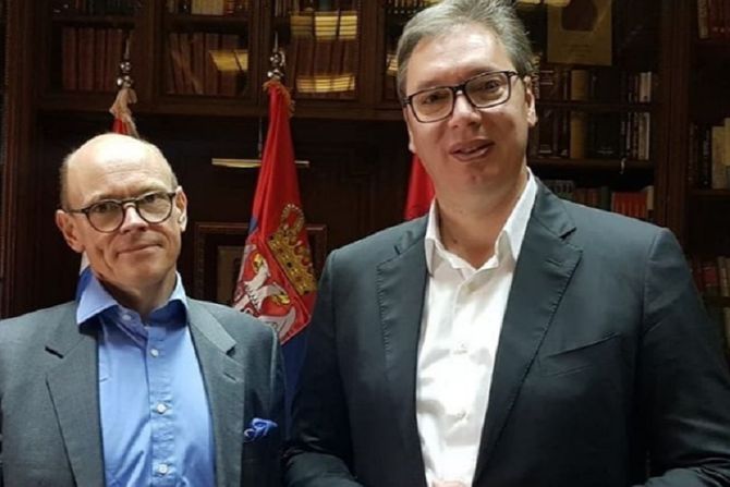 Arne Bjornstad, Aleksandar Vučić