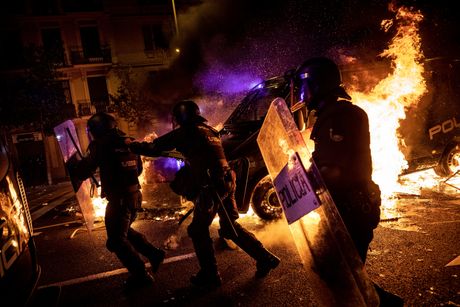 Španija Katalonija nasilje protest