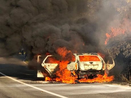 Zapaljen automobil na Gramadi
