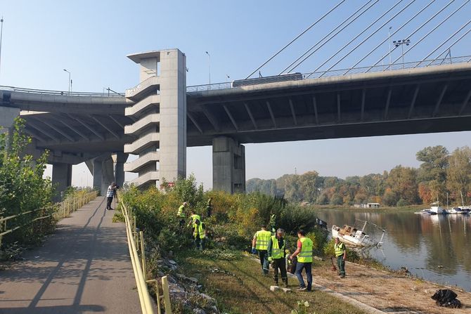 Zelenilo učestvovalo u čišćenju šetališta i priobalja reke Save