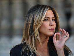 Dzenifer Aniston