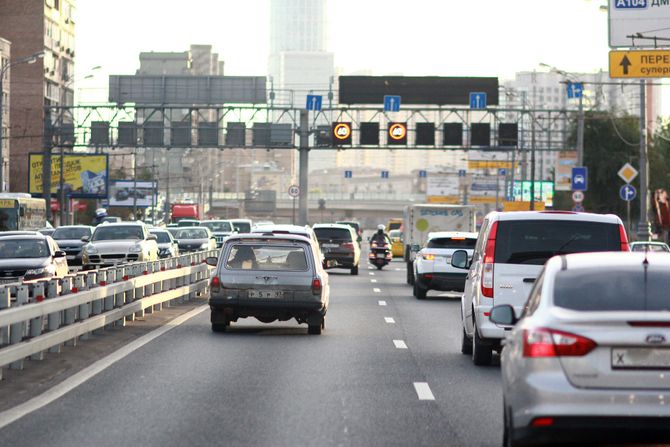 Moskva, Ulica, Automobili, Kola, Saobracaj Moskva, Ulica, Automobili, Kola, Saobracaj