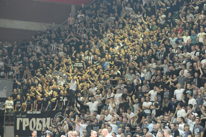 KK Partizan - KK Lokomotiva