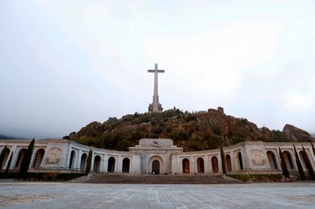 Francisko Franko Francisco Franco mauzolej Dolina palih Španija