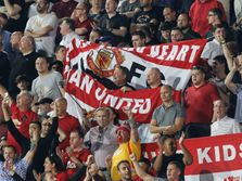 Fk Partizan, Mancester Junajted