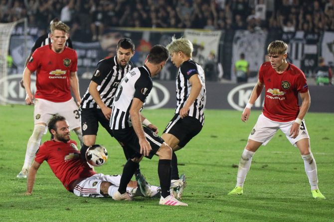 FK Partizan, FK Mančester Junajted, Manchester United