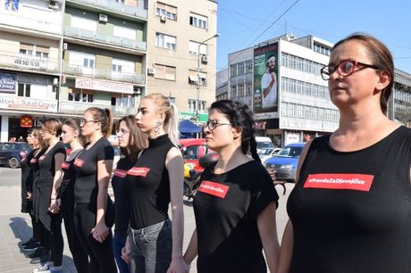 Centar za devojke Niš protest solidarnost silovanje Zadar