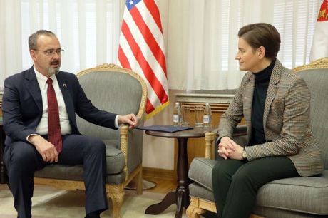 Ambasador SAD Entoni Godfri i premijerka Srbije Ana Brnabić