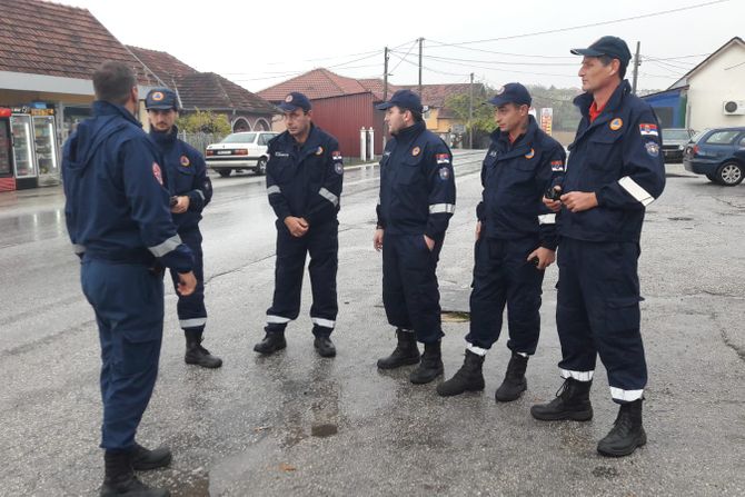 Nestala baka, Vranići, dom za stara lica, potraga