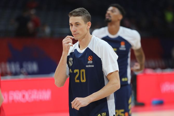 Džejsi Kerol, Jaycee Carroll