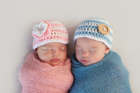 BEBA BEBE DECAK I DEVOJCICA BLIZANCI BEBA BEBE DECAK I DEVOJCICA BLIZANCI