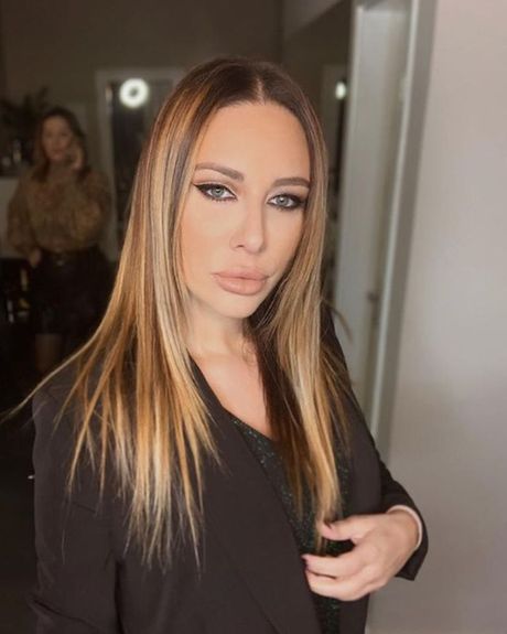 Ana Nikolić Ana Nikolić