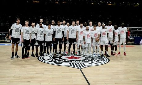 Košarkaši Zvezde i Partizana