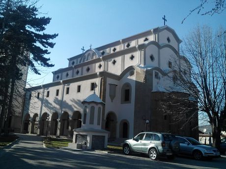 Crkva svetog Nikole Gnjilane