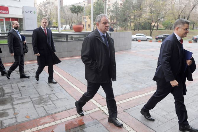 Sastanak dela opozicije sa evroparlamentarcima Sastanak dela opozicije sa evroparlamentarcima
