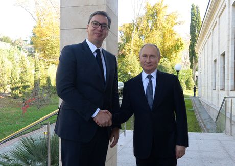 Aleksandar Vucic, Vladimir Putin