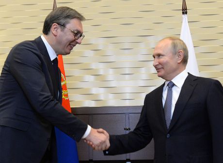 Aleksandar Vucic, Vladimir Putin