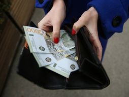 Dinari, novac, plata, pare, novčanik