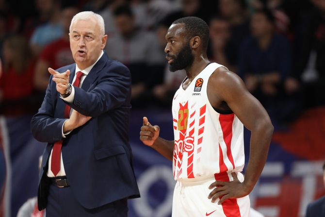 Dragan Šakota, Čarls Dženkins Dragan Šakota, Čarls Dženkins