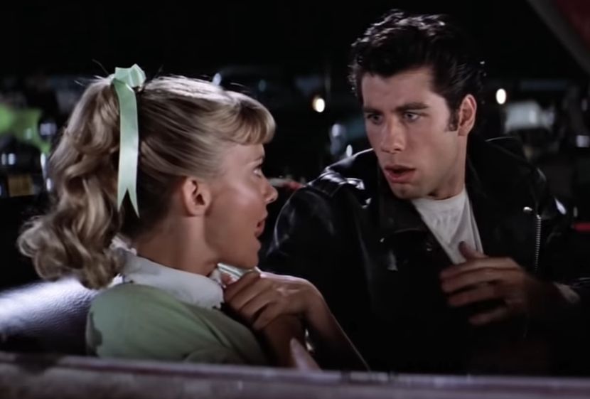 Džon Travolta i Olivija Njutn Džon u kostimima iz filma &ldquo;Briljantin