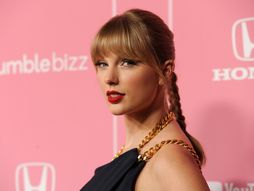 Taylor Swift, Tejlor Svift