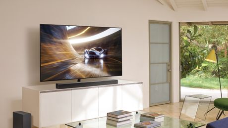 Samsung QLED TV i Soundbar