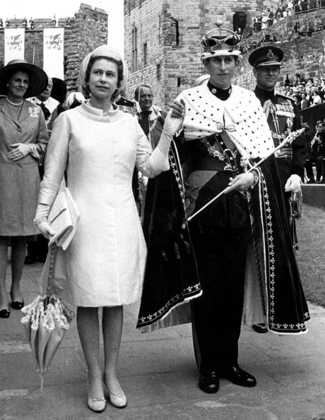 Kraljica Elizabeta, Princ Čarls Kraljica Elizabeta, Princ Čarls