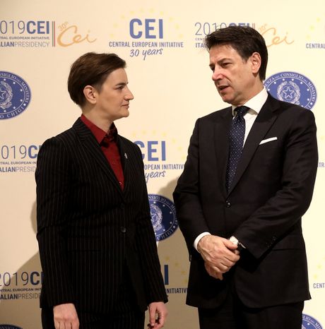 Ana Brnabic, Rim Ana Brnabic, Rim