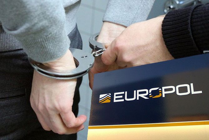 Hapšenje lisice, europol, evropol