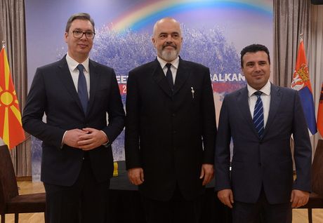 Tirana, Aleksandar Vucic, premijer Albanije Edi Rama i premijer Severne Makedonije Zoran Zaev Tirana, Aleksandar Vucic, premijer Albanije Edi Rama i premijer Severne Makedonije Zoran Zaev