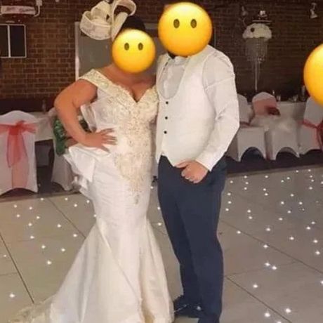 Svadbena slika sa smajlijima Svadbena slika sa smajlijima