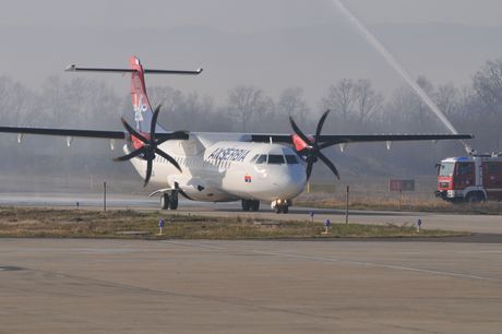 Aerodrom Morava, prvi let, Lađevci Aerodrom Morava, prvi let, Lađevci